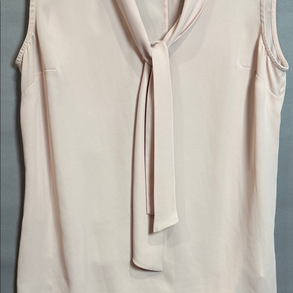 Laundry by Shelli‎ Segal Blush Tie-Neck Sleeveless Blouse XS, Chic Workwear Top - Picture 5 of 8